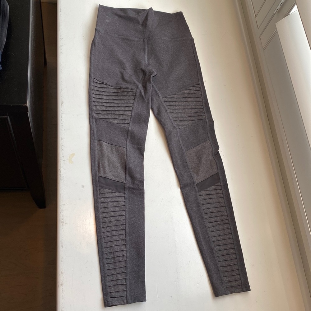 Alo leggings